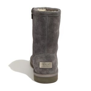 UGG Roslynn Gray Boot Side Zipper Size 6 Like New!